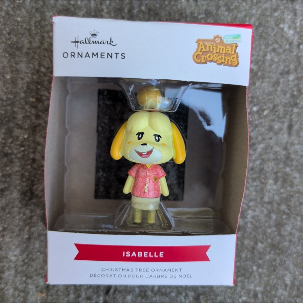 Hallmark Keepsake  Isabelle  Animal Crossing - 2021 Ornament NEW NOS